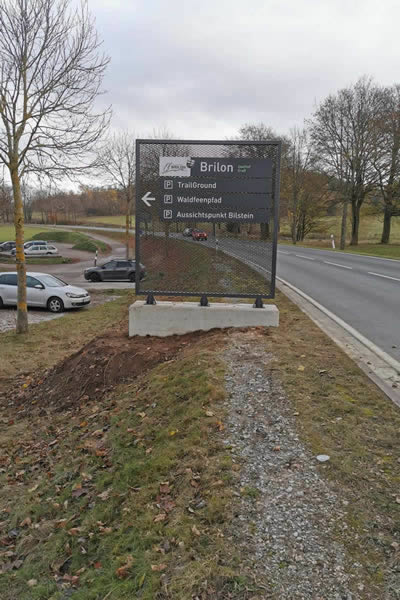 Visuelle Leitsysteme | ROSS Werbetechnik, Soest
